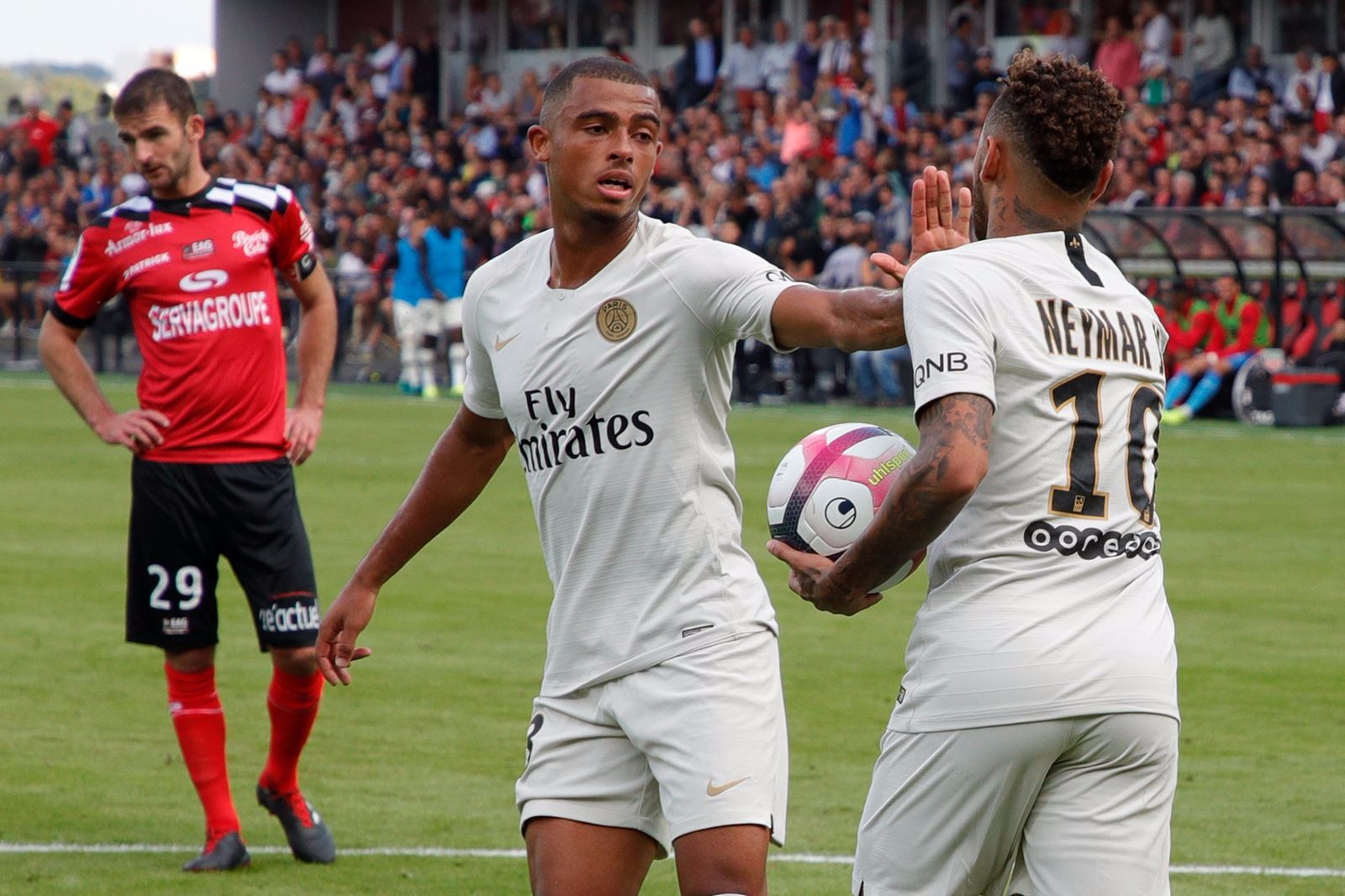 神舟十六号整装待发，或将首次迎来非飞行员出身的“航天员